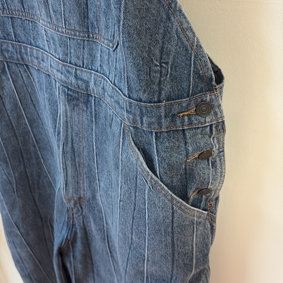 BNWT LEVI'S® SKATEBOARDING™ MEN’S OVERALLS size L - Picture 5 of 5